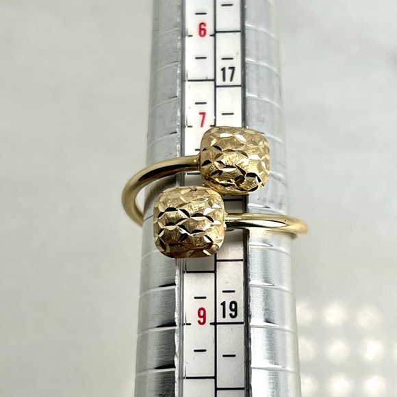 10K Gold Diamond Cut Puffed Square Bypass Ring 1g - Picture 7 of 8